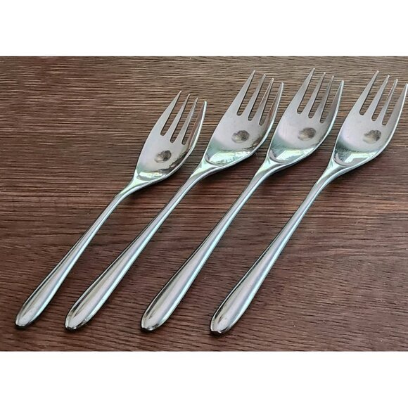 Washington Forge WF TEARDROP 1 Salad and 3 Dinner Forks Flatware Stainless Korea - Picture 3 of 6